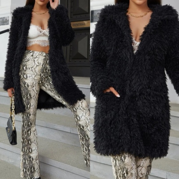 Luxe vegan fur coat - Picture 1 of 8